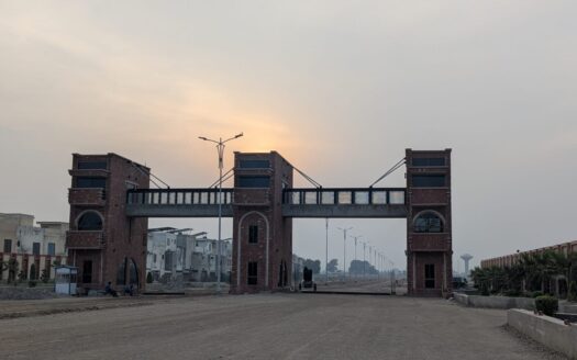 5 MARLA PLOT IN CANAL VIEW GUJRANWALA