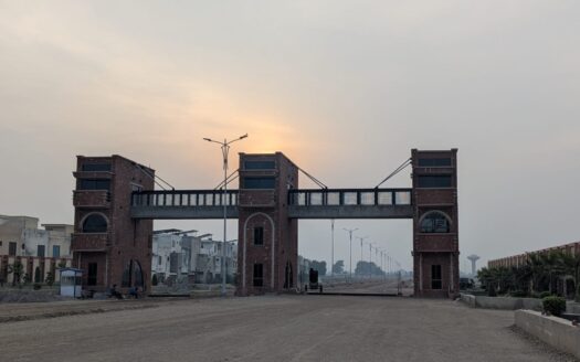 5 MARLA PLOT IN CANAL VIEW GUJRANWALA